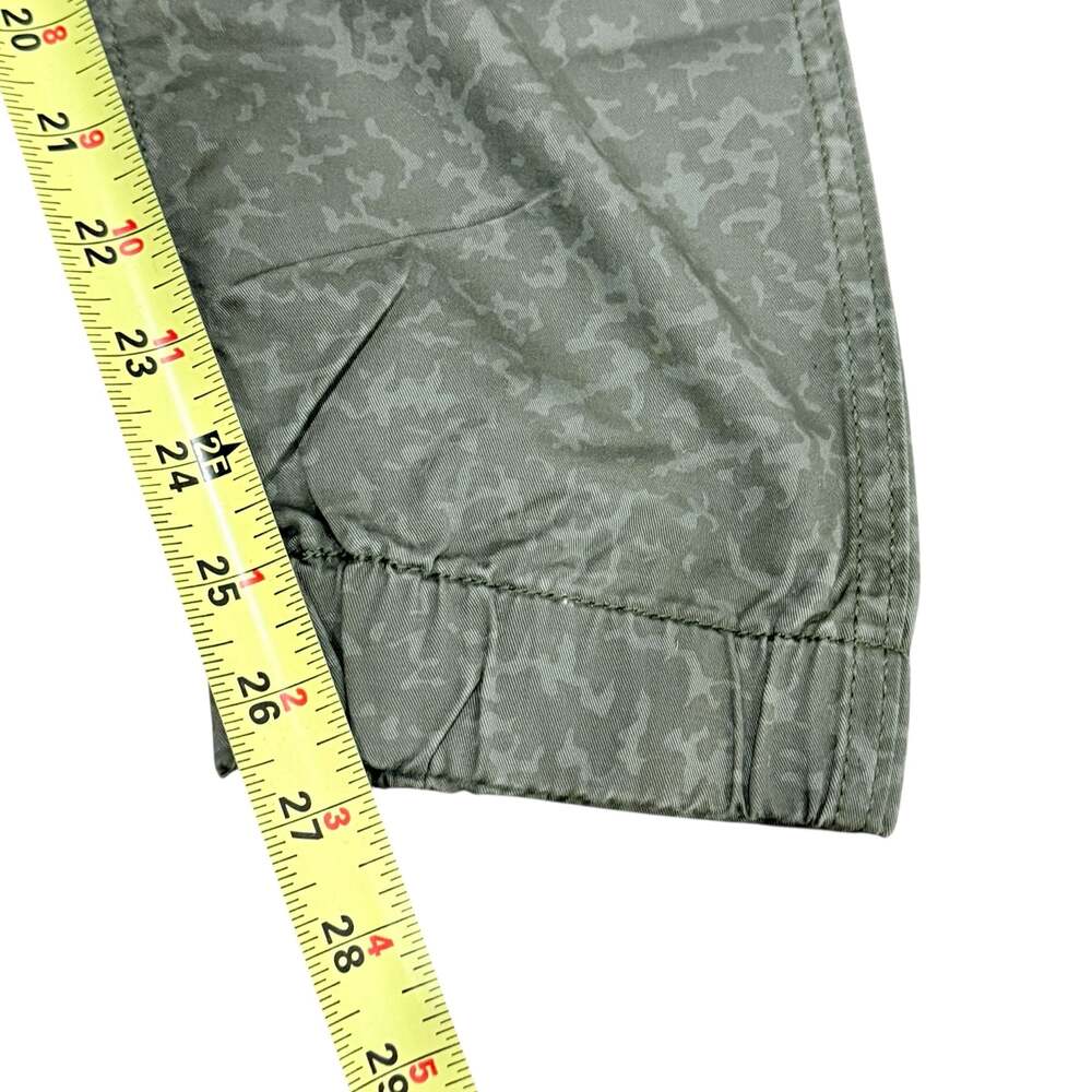 Levi's L Men's Olive Green Camo Print Jogger Pants - Picture 5 of 5